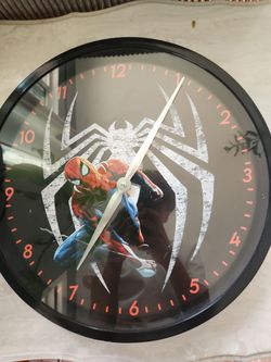 Spider man clock