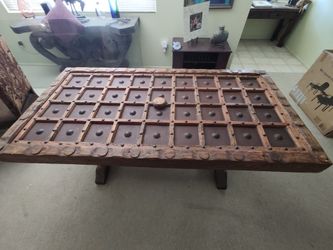 Exquisite Vintage Dining Room Table