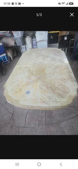 Free wooden table