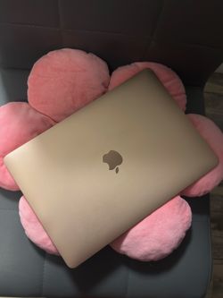 MacBook Air (Retina, 13” EARLY 2020) GOLD 