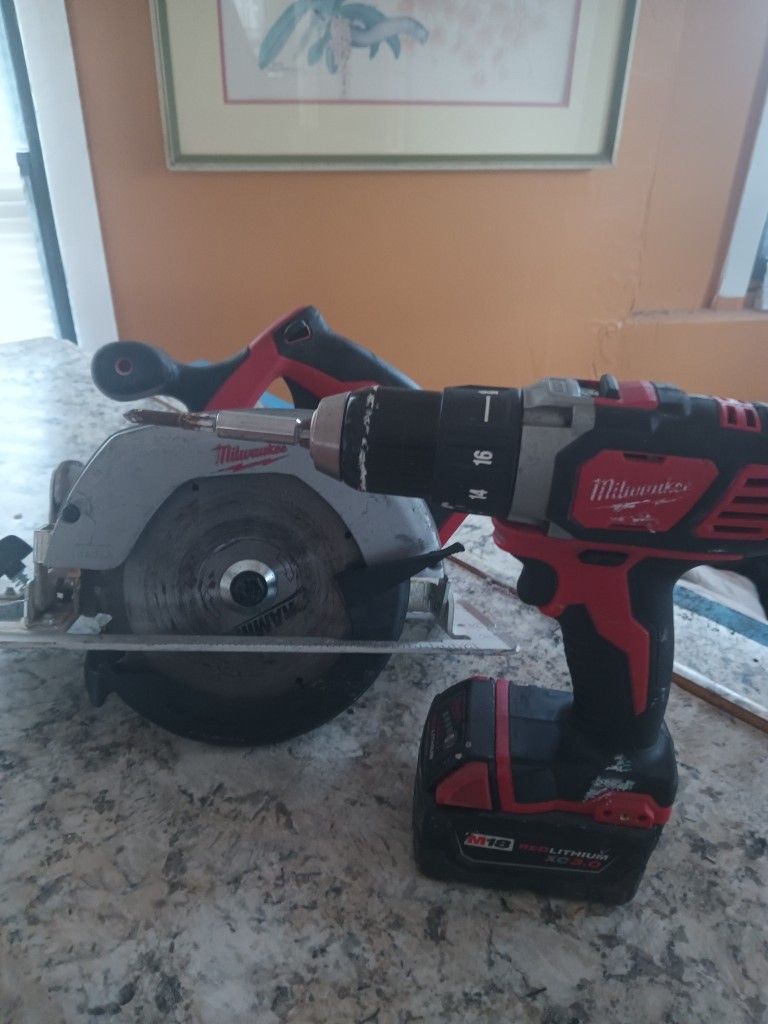 Milwaukee Saw n Drill (2) Batteries