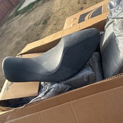 Harley-Davidson Motorcycle Seat RDW-92/61-0067 Black 