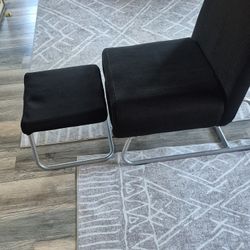 Chair With Built In Ottoman