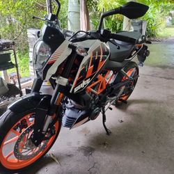 2016 KTM 390 Duke