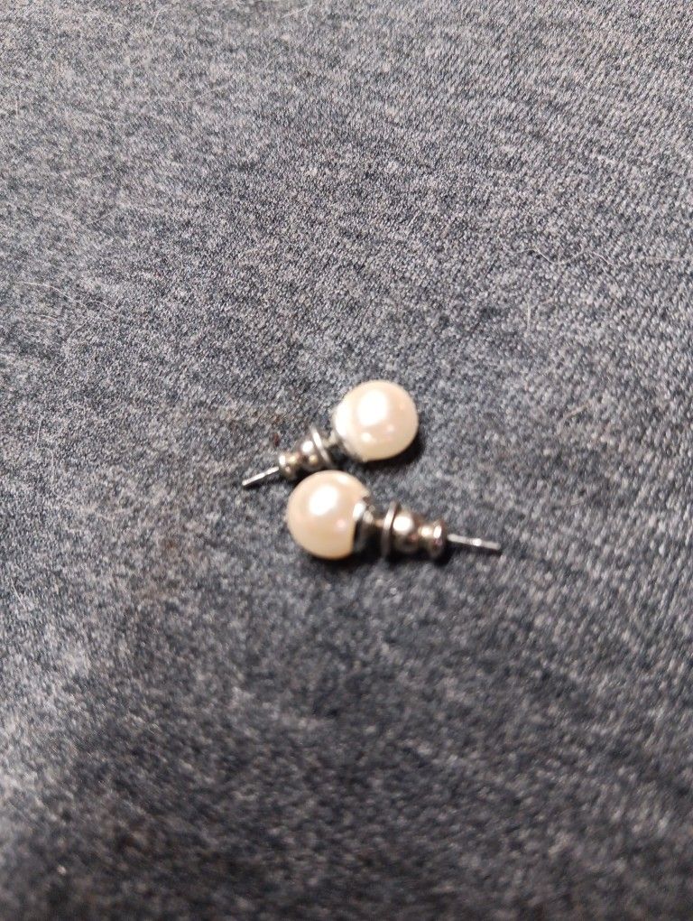 Pearl Ear Rings