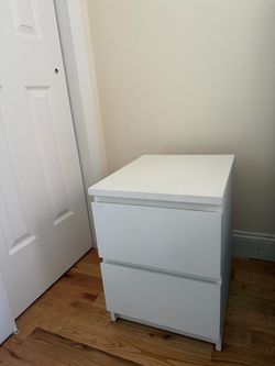 ikea 2 night stands