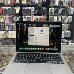 Apple MacBook 2020 M1
