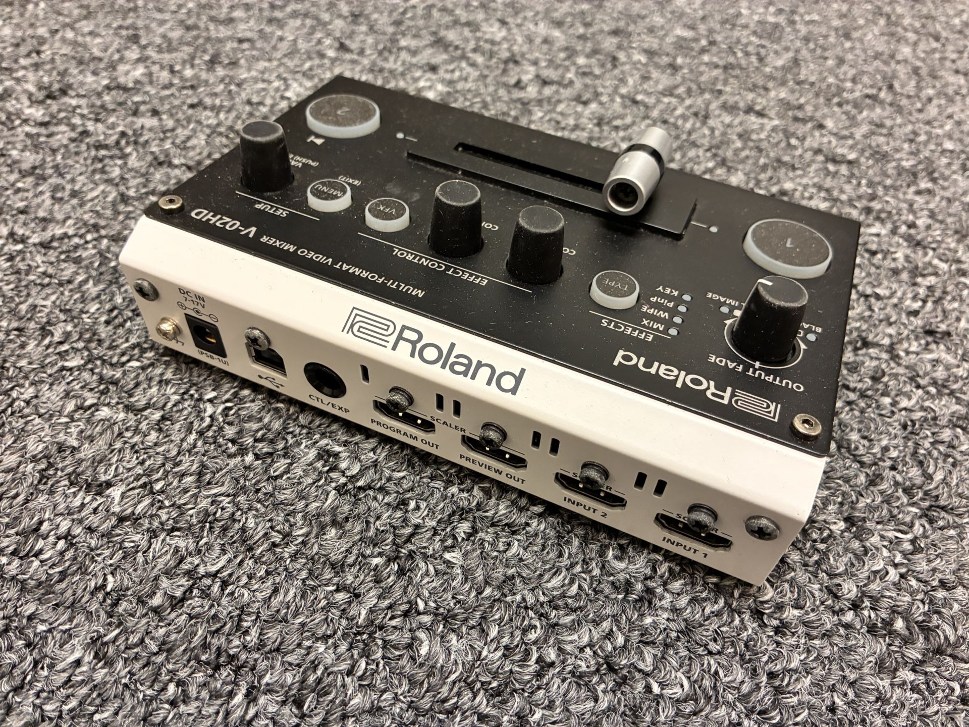 Video Mixer Roland