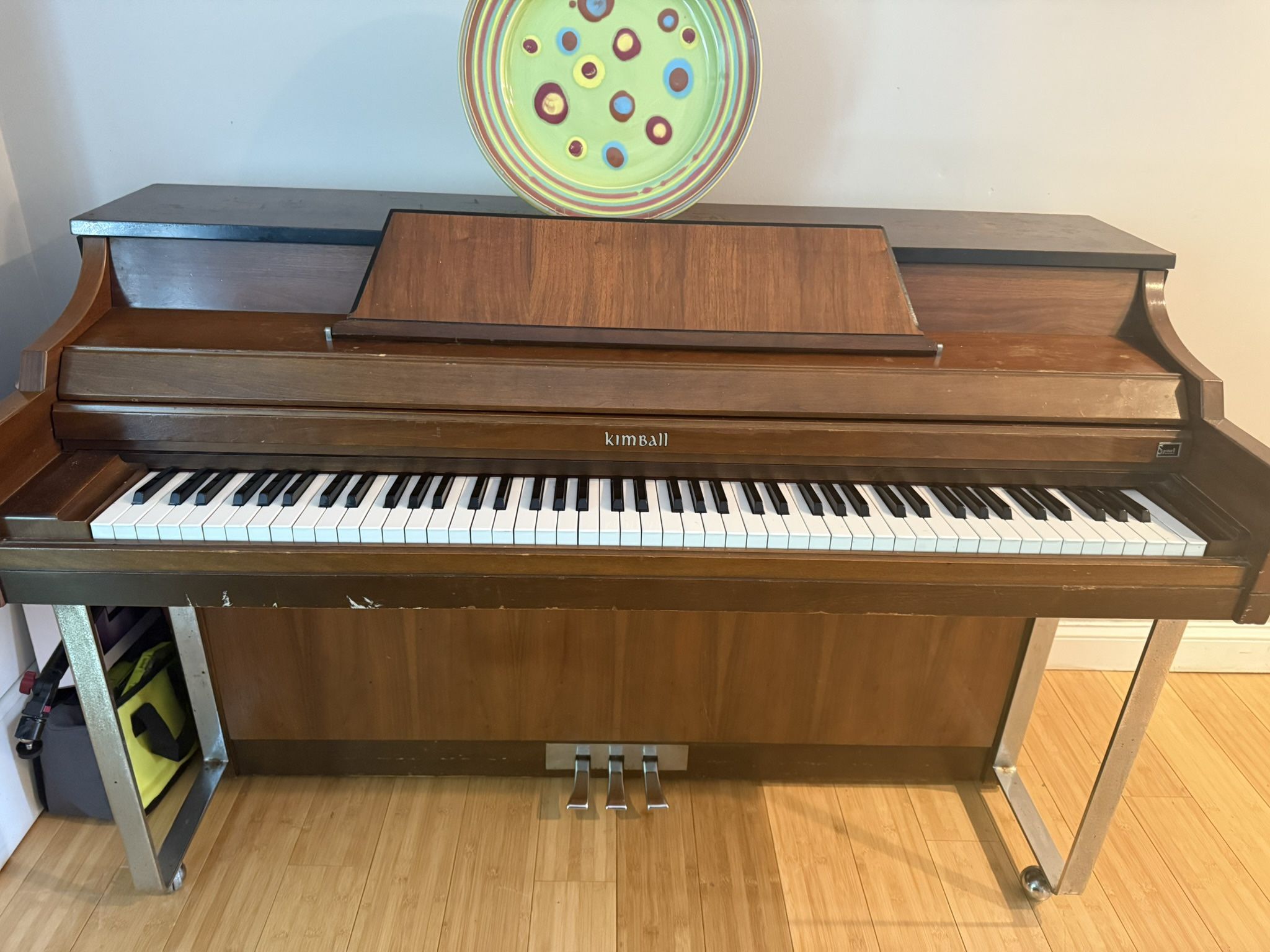 Upright Piano – Must Be Picked Up