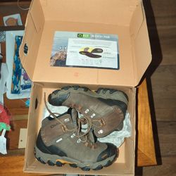 Oboz Hiking Boots
