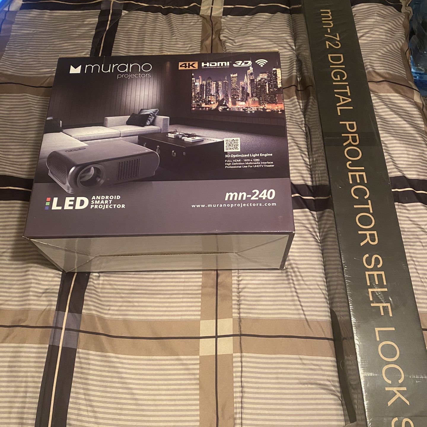 Murano Projectors Movie smart Projector and Screen