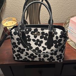 Kate Spade Cross Body 