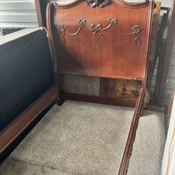 Twin Bed Frame Coquette 