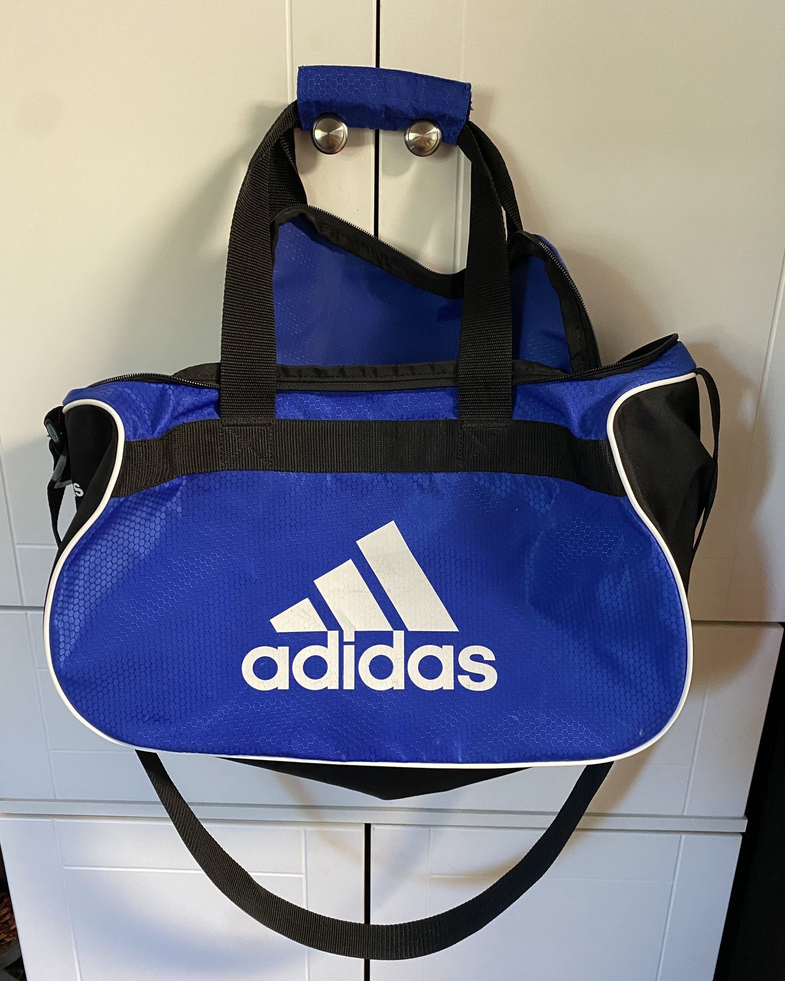 ADIDAS DUFFLE BAG