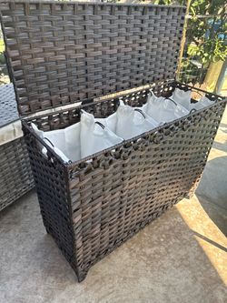 New!laundry hamper 4/1 measurement (H 26* L32*W 13)