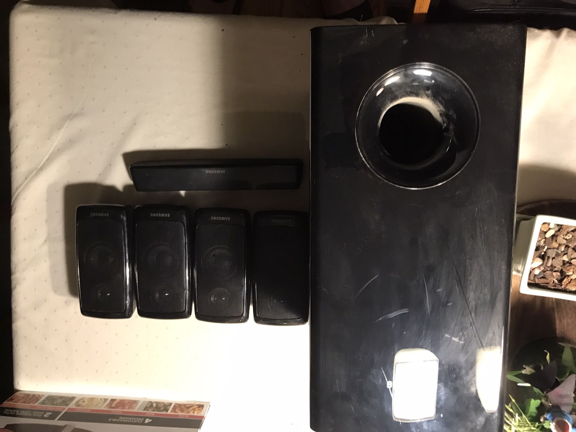 Samsung surround sound speakers with subwoofer