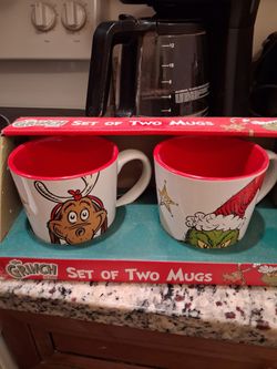New Grinch Mug Set