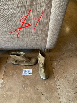Botas Diferentes Marcas Nuevas Y Usadas, El Size Y El Precio Está En La Foto Ya Está Reducido El Precio