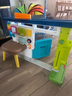 fisher price Laugh & Learn ultimate Playhouse