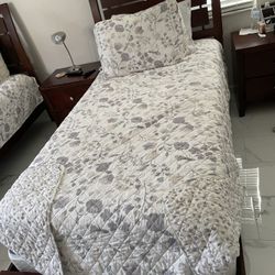 Two Twins Bed Sets 