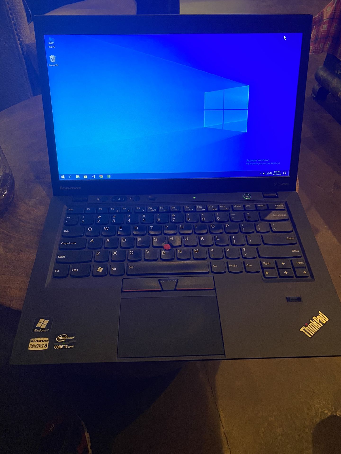 Lenovo X1 Carbon Laptop 13” i5 240gb ssd 4gb ram