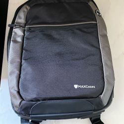 Max Cases Laptop Electronic Backpack With built-in charger Brand New 
