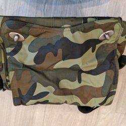 BRAND NEW. NEVER USED. Camouflage Messenger Diaper Bag with Extras by Kalencom