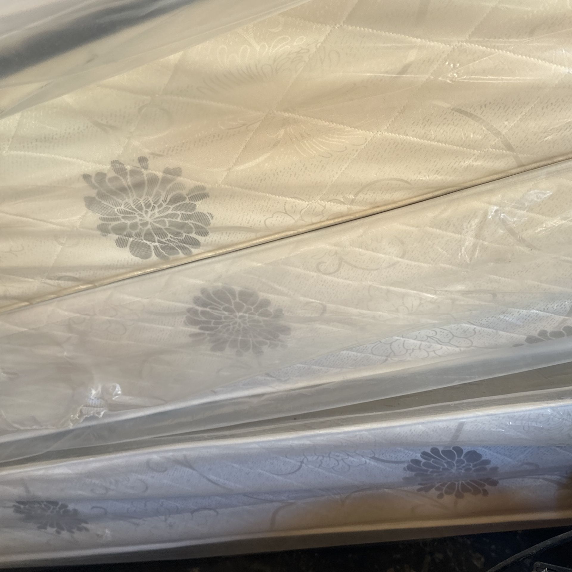 New 10” Regular King Mattress