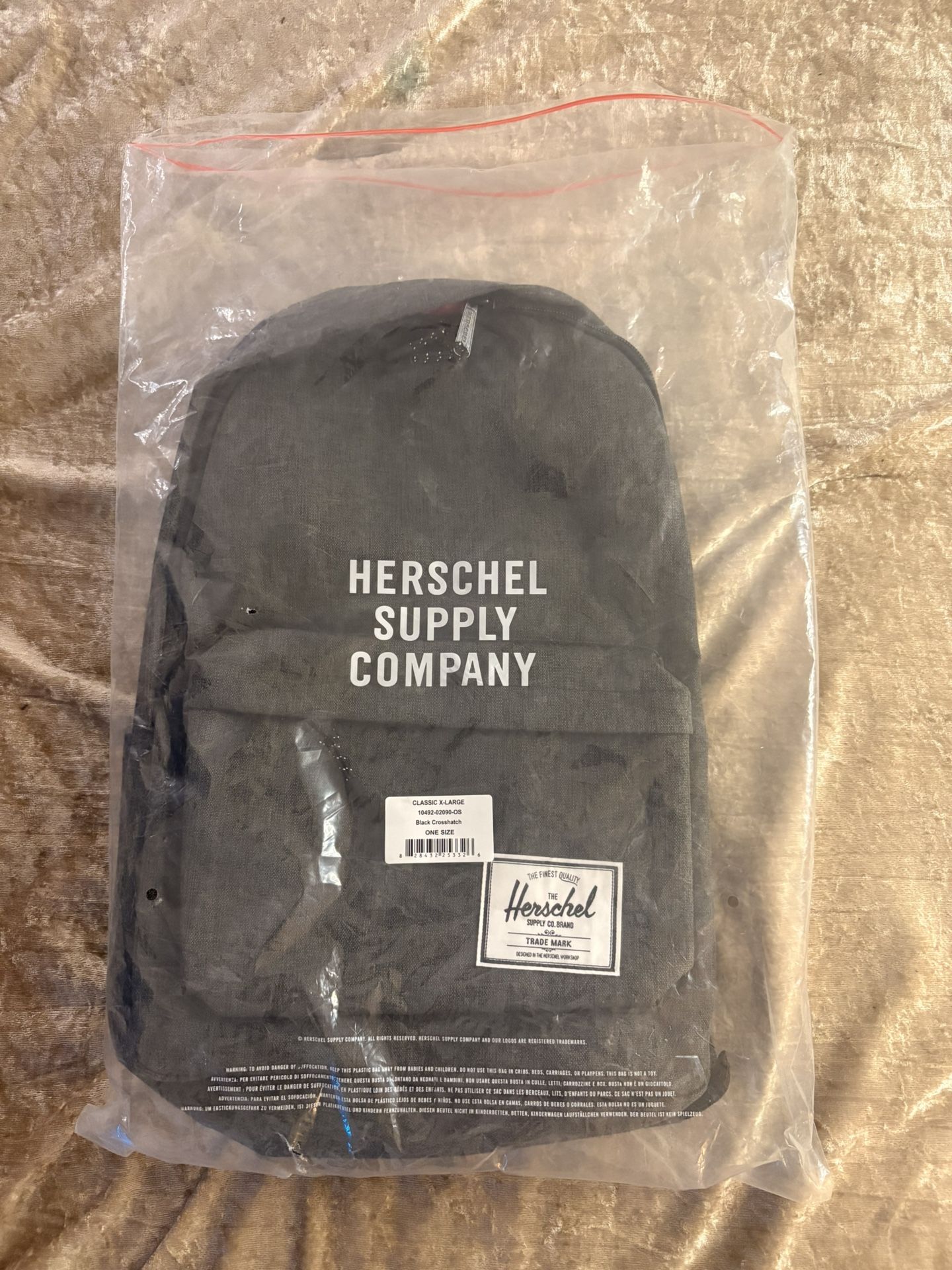 Herschel Classic Backpack XL 30.0L - Black CROSSHATCH