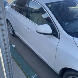 2012 Volvo S60 T5 Turbo 