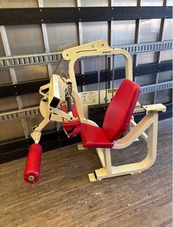 Leg Curl Machine