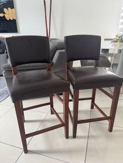 2 stools