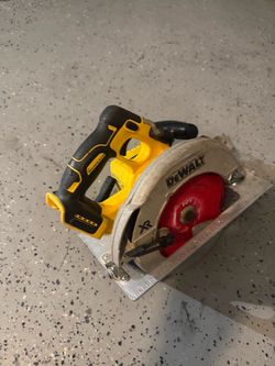 Dewalt 7 1/4 skilsaw 20v