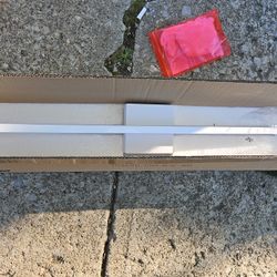 Lonrukat 36in LED Bathroom Light Fixture White Brand New 