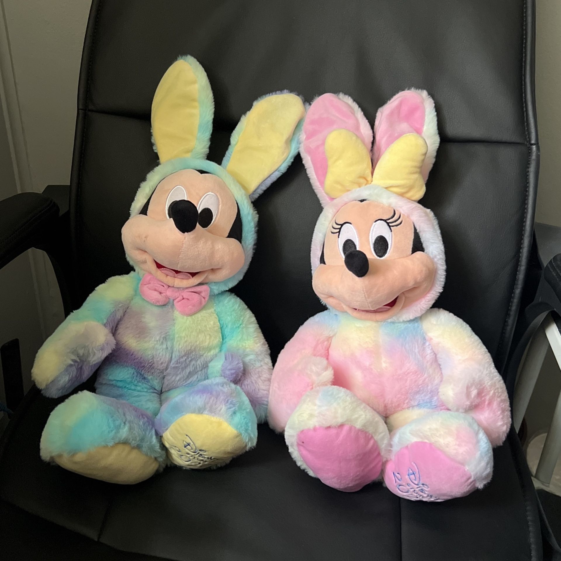 Disney Mickey & Minnie Mouse Plush Easter 2020 Limited Edition