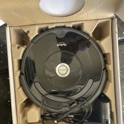 iRobot Roomba Vacuum 