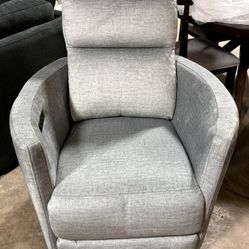🔥 BRAND NEW Darcy Fabric Power Swivel Glider Recliner with Power Headrest – Costco Furniture
