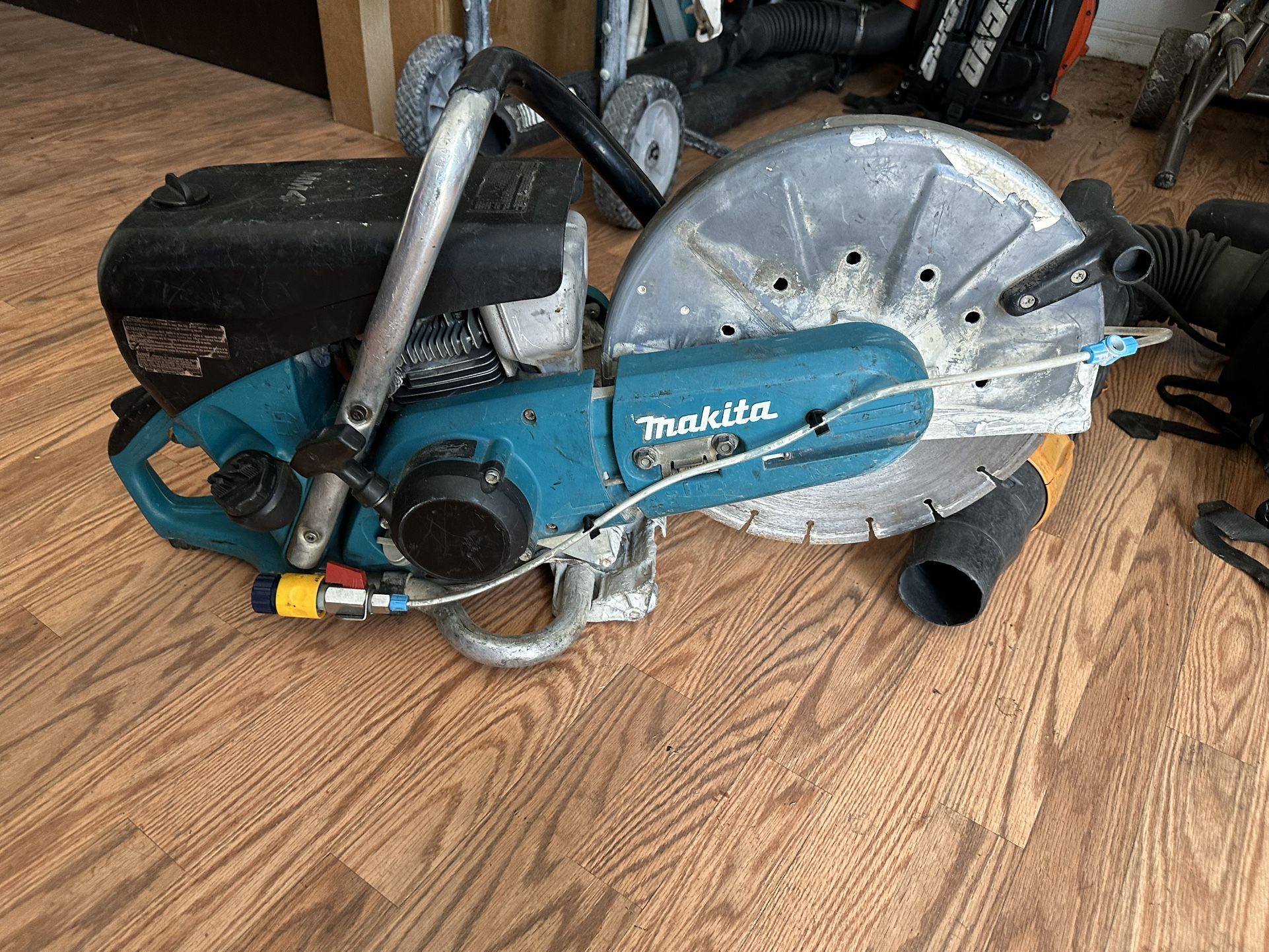 Makita Cut Off Saw , Concrete Cutter, Cement Saw