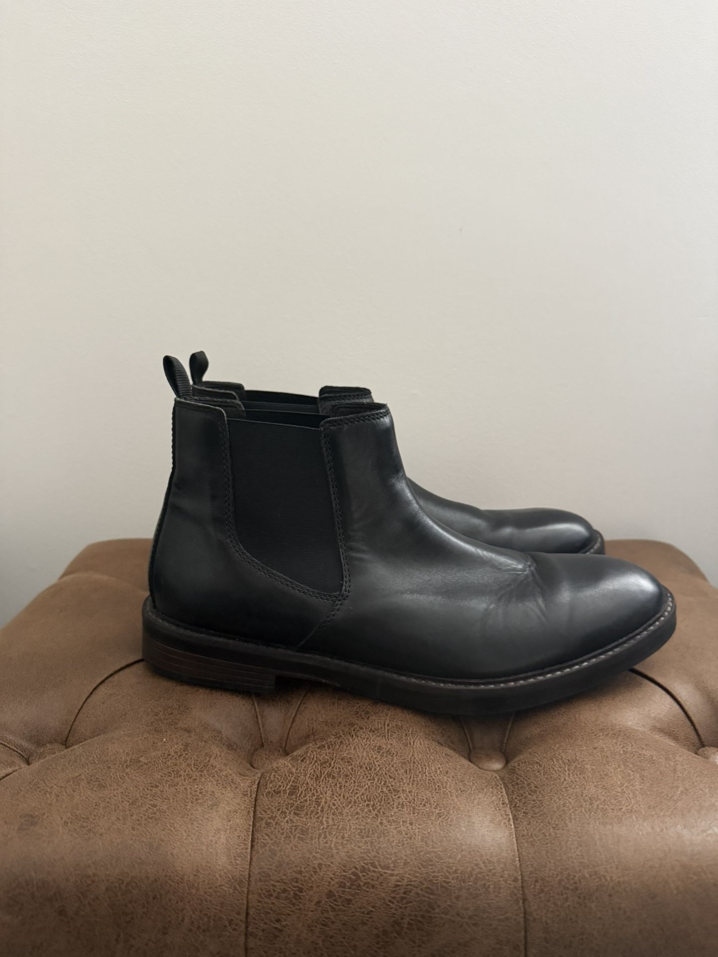Clark’s Black Leather Chelsea Boot - Men’s 11
