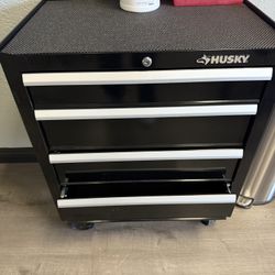 Husky Tool Box 