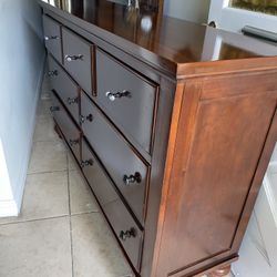 Solid Wood Dresser 