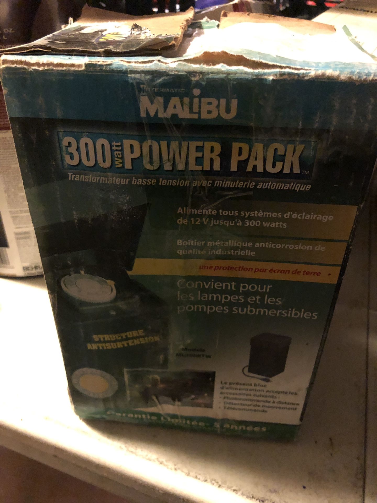 Malibu low voltage landscape lighting