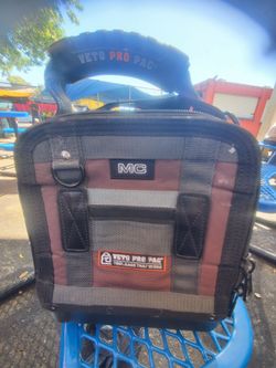 VETO PRO PAC 11 in. 20-Pocket Original Nylon Bag/Tote Padded Handle;Zippered Top;Shatterproof;Waterproof;Weatherproof;Shoulder Strap