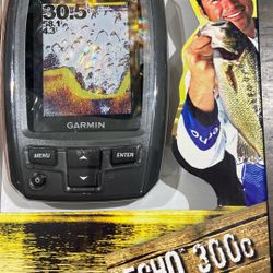 Garmin Echo 300C Fish Finder 
