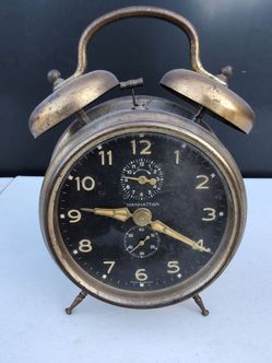Manhattan Vintage Double Bell Alarm Clock