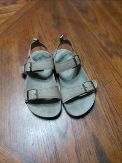 Carter's sandals