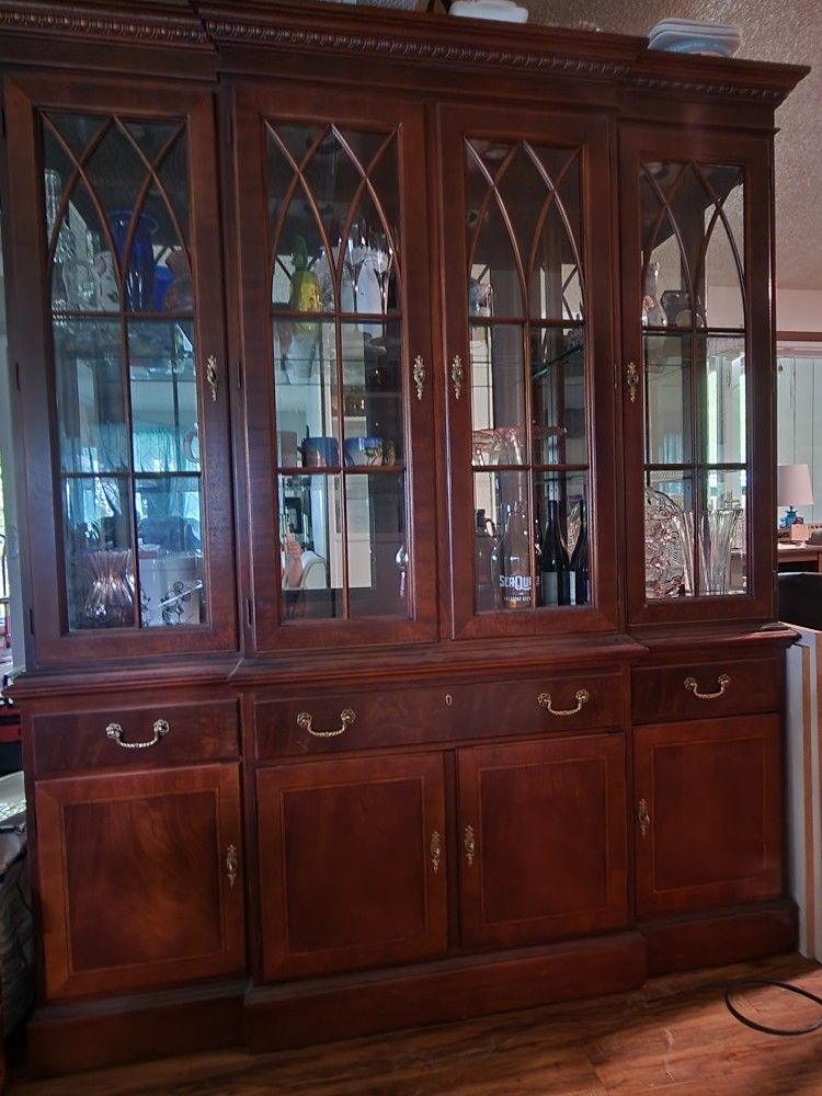 Ethan Allen Hutch