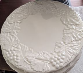 William Sonoma Napa Cream Salad Plates