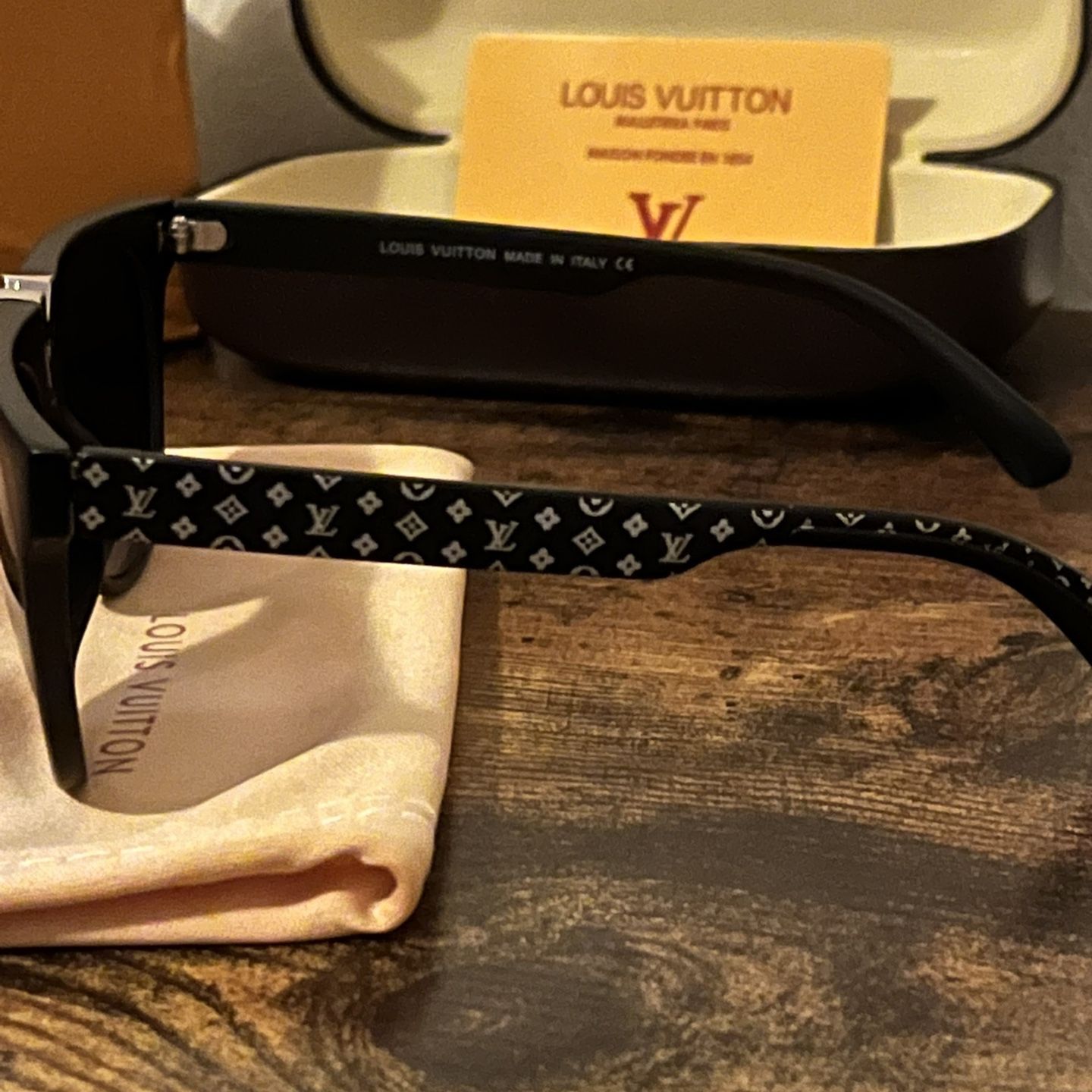 Louis Vuitton Sunglasses 