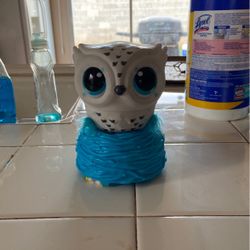 Owleez Flying Owl